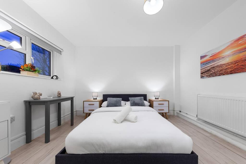 Holiday Home Near Kings Cross Sleep 12 Sp7 Londyn Zewnętrze zdjęcie
