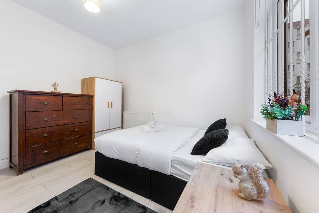 Holiday Home Near Kings Cross Sleep 12 Sp7 Londyn Zewnętrze zdjęcie
