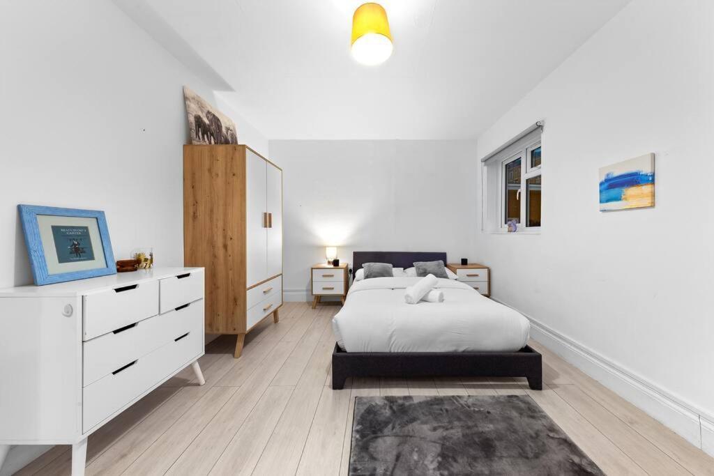 Holiday Home Near Kings Cross Sleep 12 Sp7 Londyn Zewnętrze zdjęcie